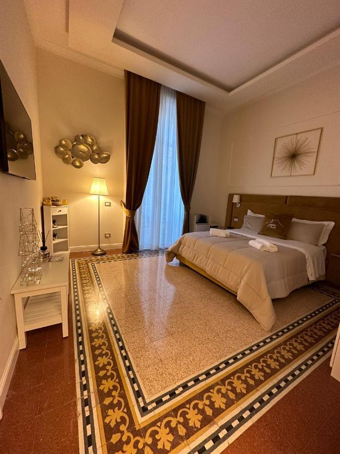 Domus Capodimonte Hotel Naples Exterior photo